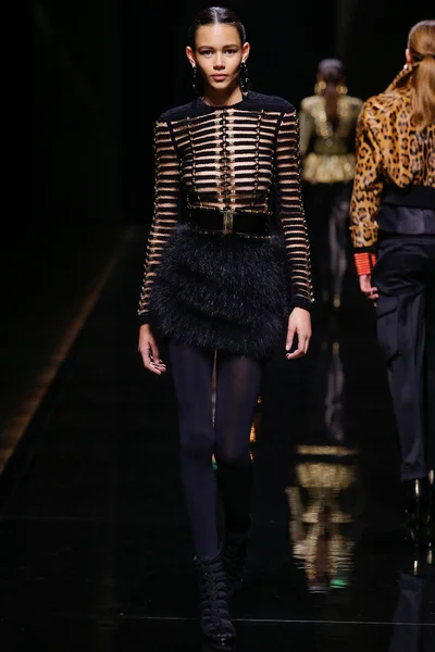 Look 7
